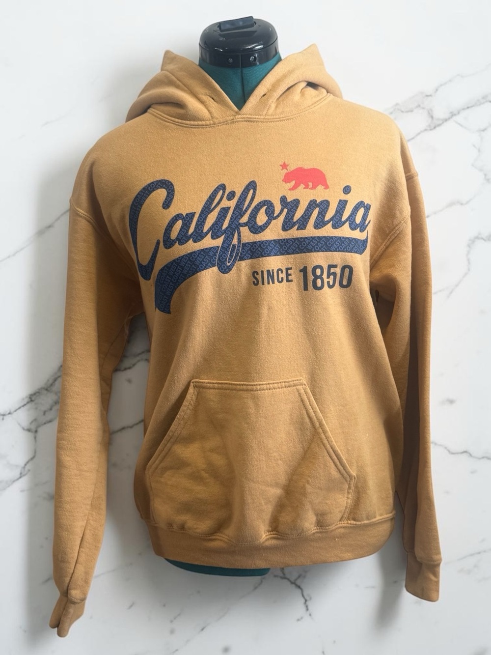 Gildan Tan California Graphic Hooded Sweatshirt with Red Bear